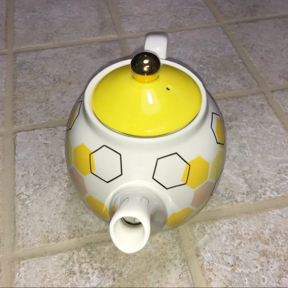 Paper Source Honeycomb porcelain teapot